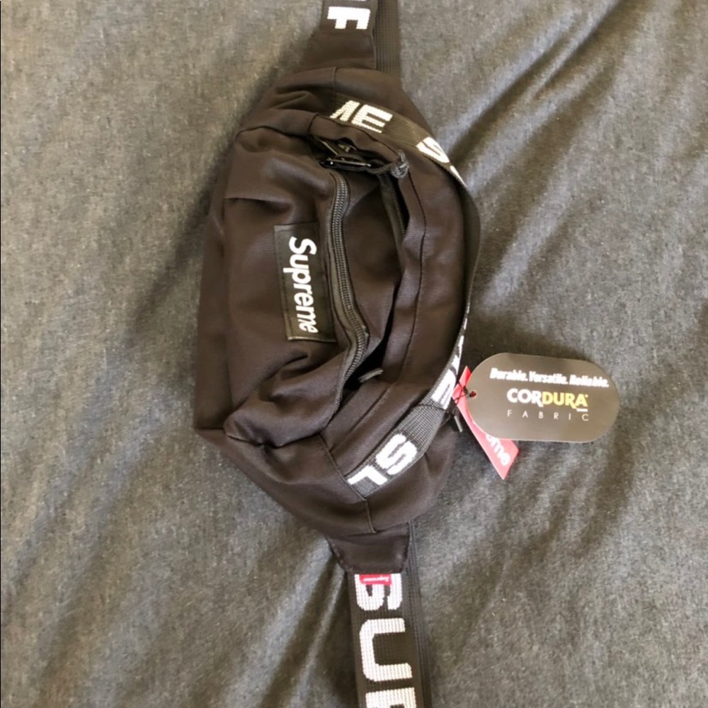 Supreme fanny pack